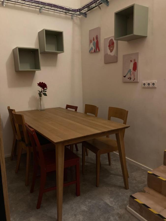 Capsule Hostel Zizkov Tower 프라하 외부 사진